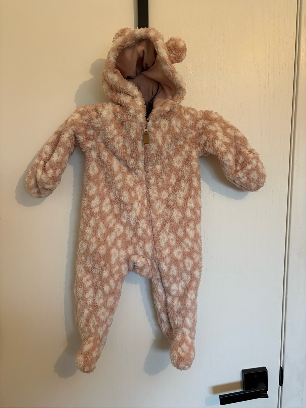 Carter’s 6M Pink Teddy Bear Fuzzy Hooded Footed Bunting – 2023